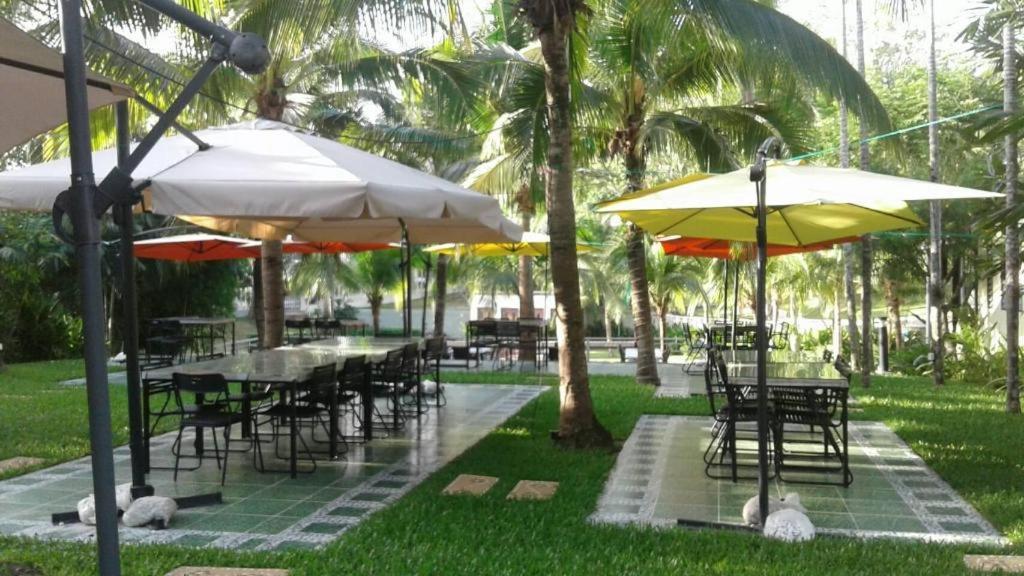 Royal Lee Resort And Spa Nai Yang Экстерьер фото