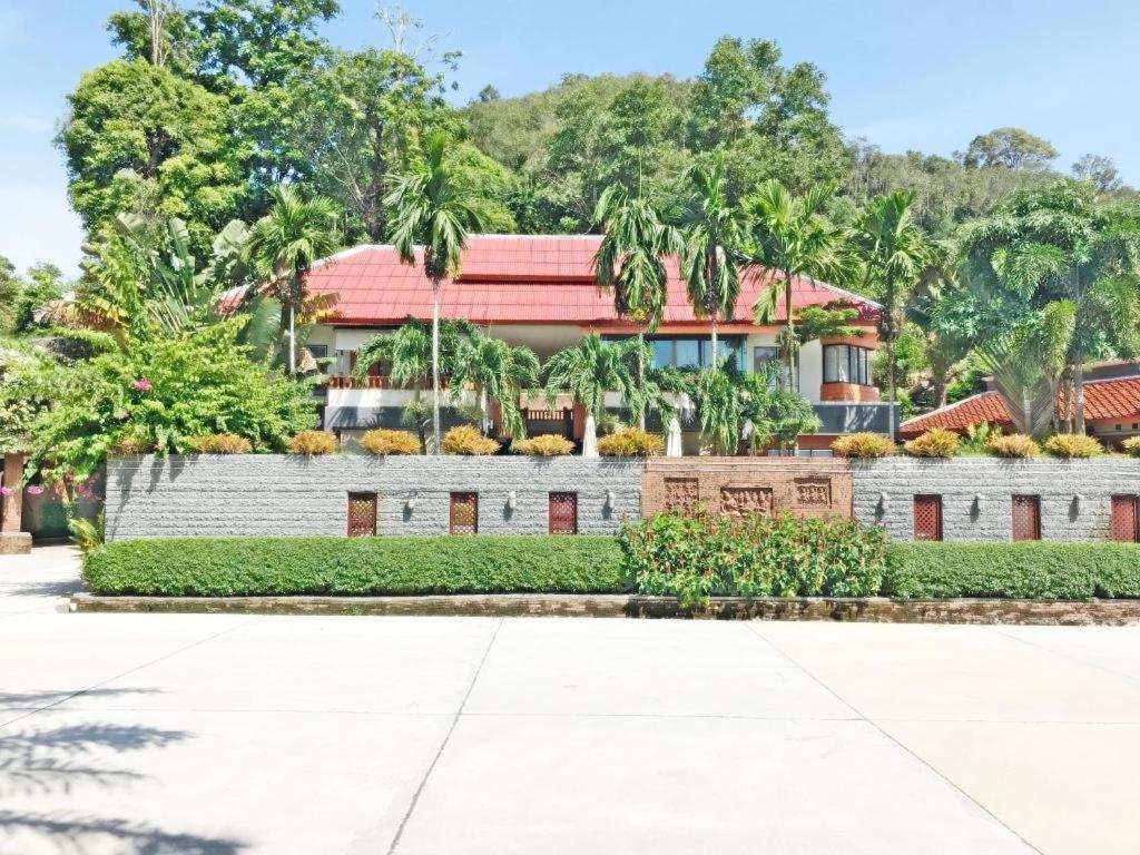Royal Lee Resort And Spa Nai Yang Экстерьер фото