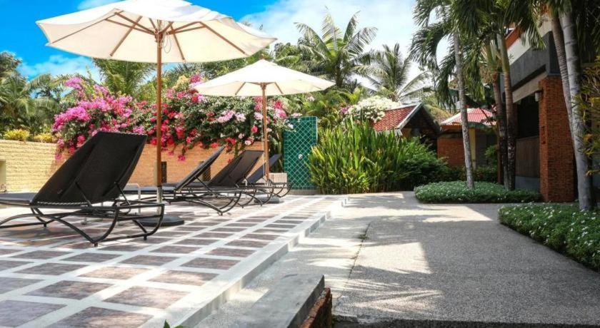 Royal Lee Resort And Spa Nai Yang Экстерьер фото
