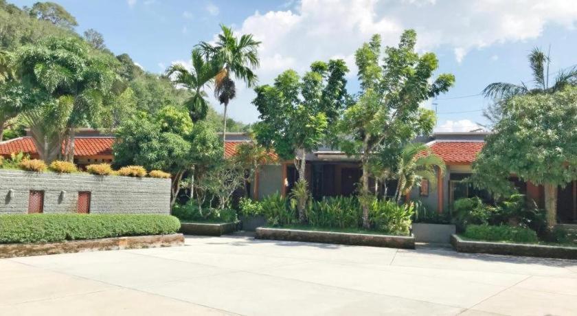 Royal Lee Resort And Spa Nai Yang Экстерьер фото